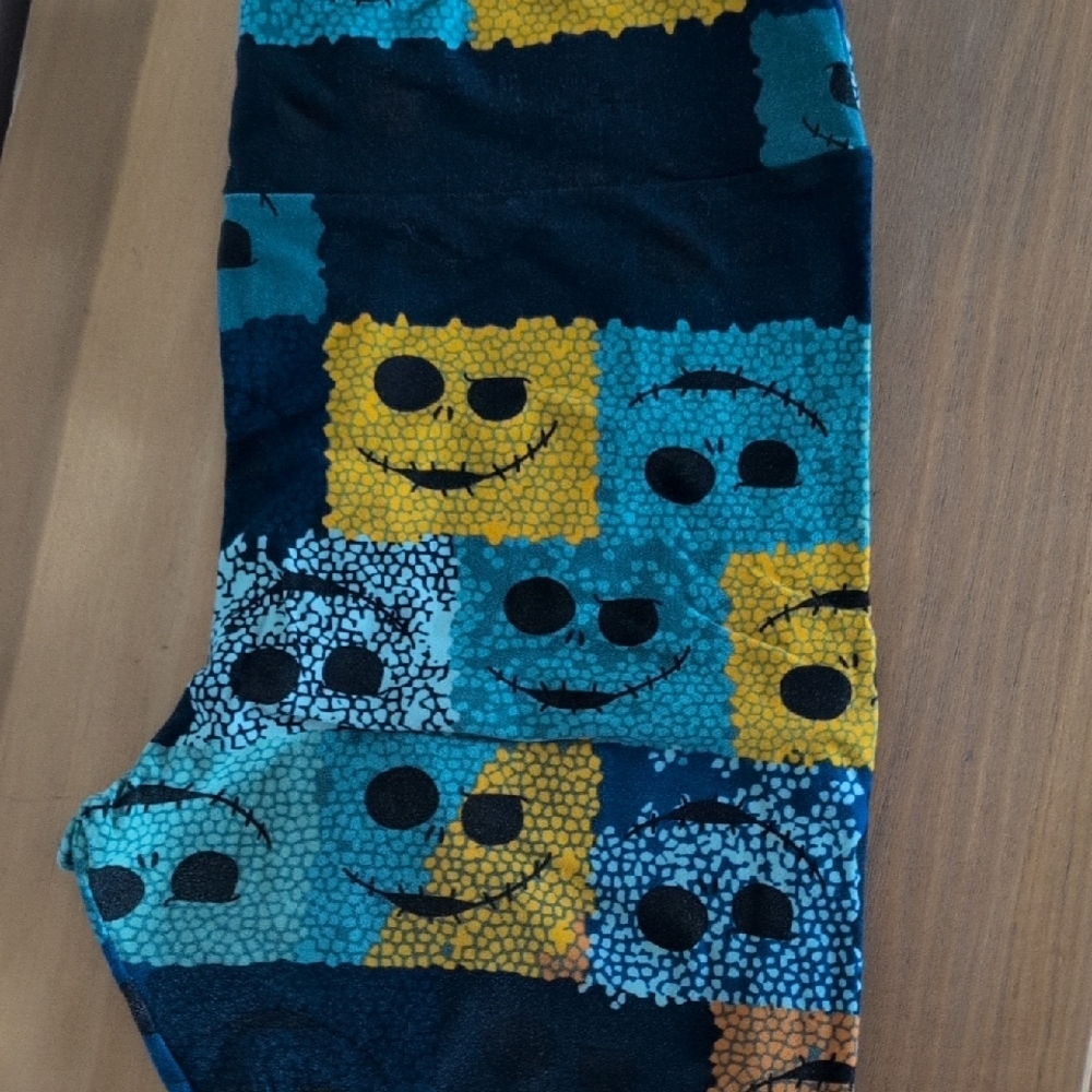 Lularoe Disney Nightmare Before Xmas Leggings